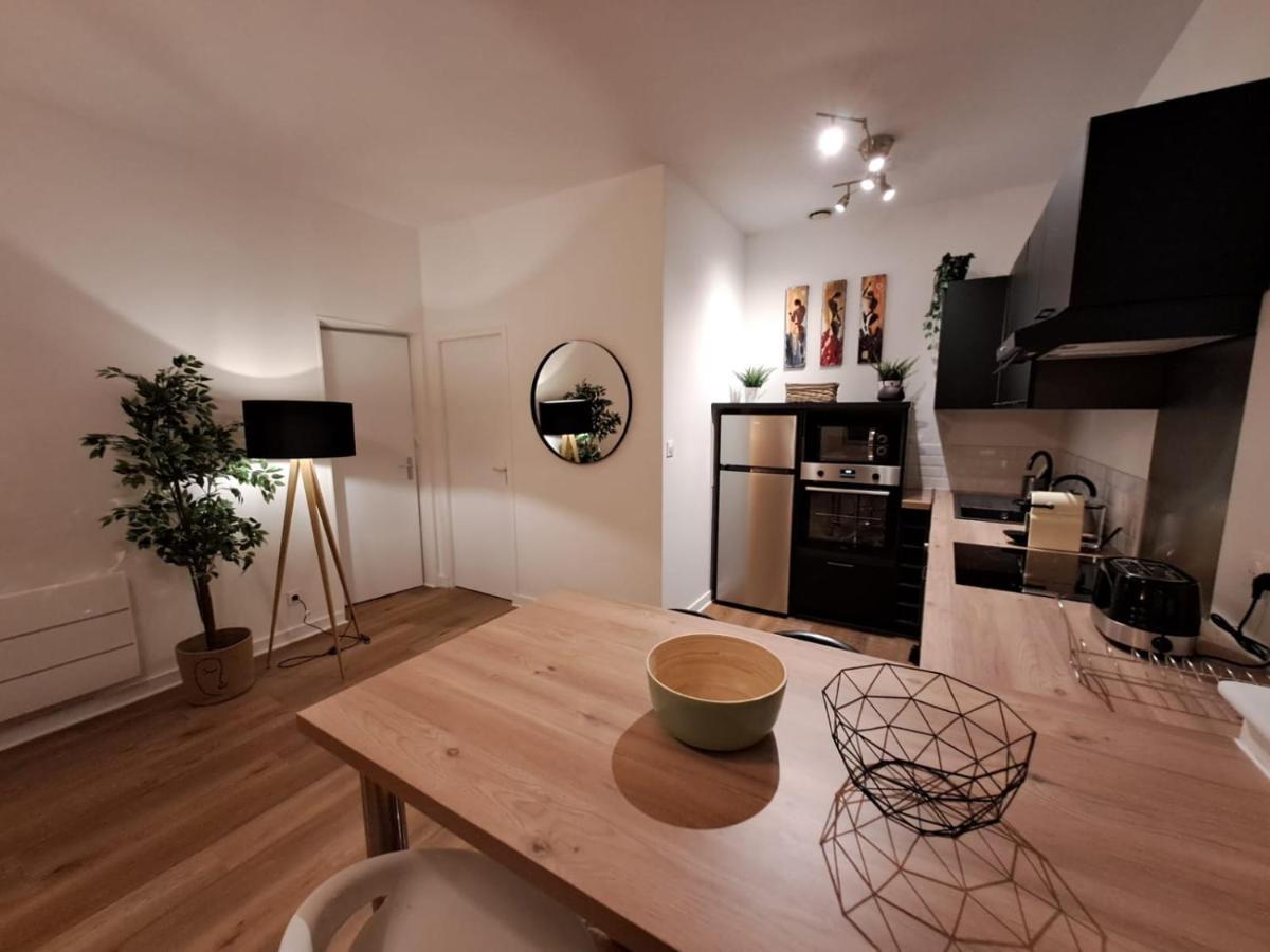 Le Saint Jean , Centre Historique, Wifi, Tout Equipe, Ideal Famille, Business, Ou Simple Escapade Niort Eksteriør bilde